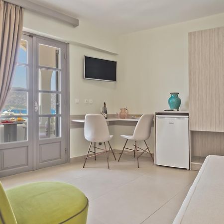 Nereus Luxurious Suites Karpathos Exterior foto