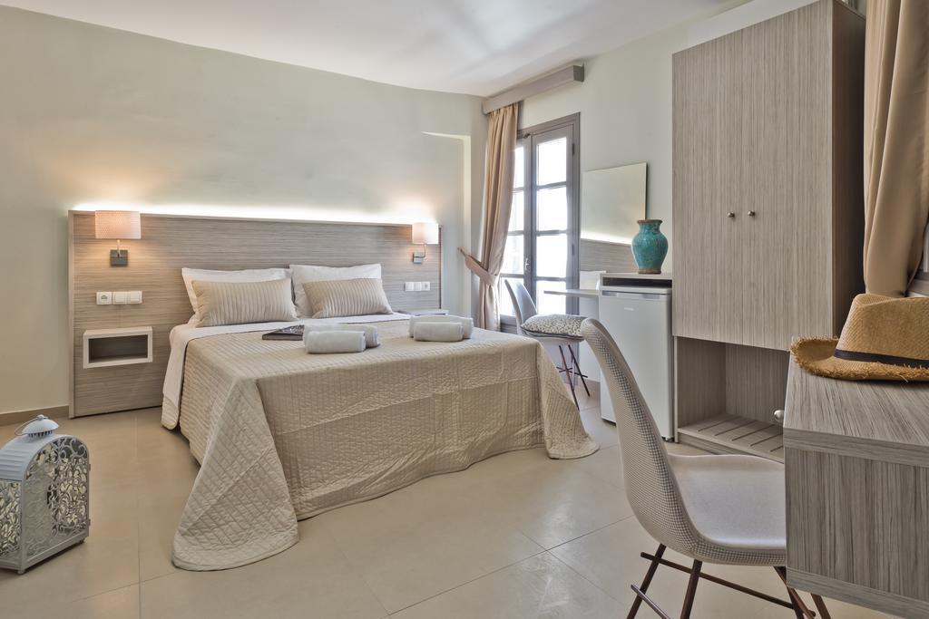 Nereus Luxurious Suites Karpathos Exterior foto